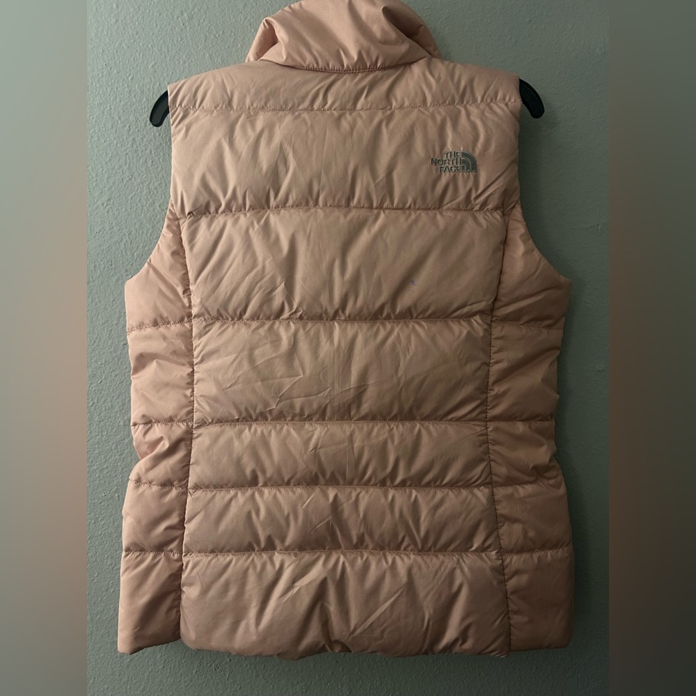 The North Face Women’s Pink 550 Down Puffer Vest Size M - Picture 2 of 10